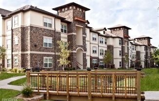 North Court Villas
