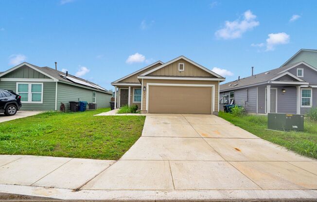 Cozy 4 Bedroom Home in Rosillo Creek