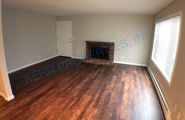 201 S HIGH ST