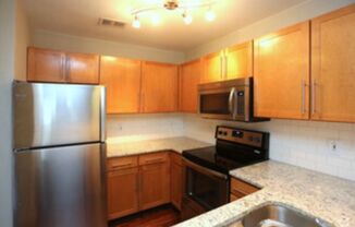 1 bed, 1 bath, 830 sqft, $1,100, Unit 1310-E