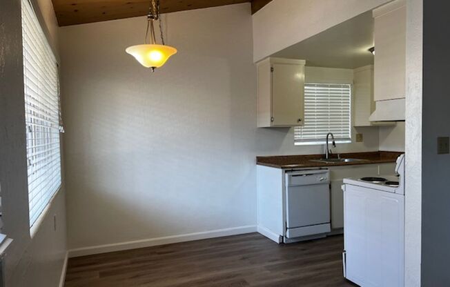 1 bed, 1 bath, 620 sqft, $2,694, Unit 2483 UNIT #1