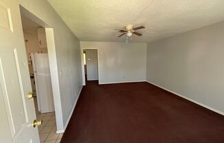 2 beds, 1 bath, $925