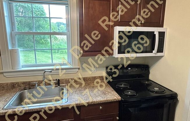 2 beds, 1.5 baths, $1,350