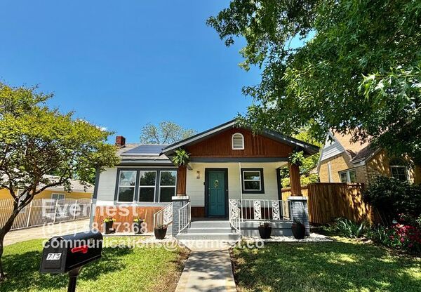 715 W PEMBROKE AVE