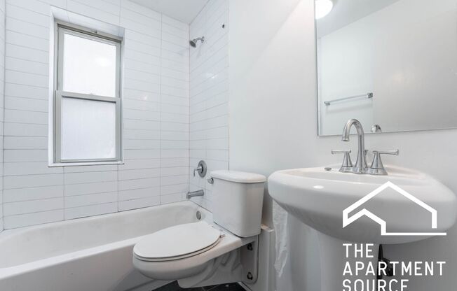 Studio, 1 bath, $1,375, Unit 3E