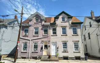 427 W BERWICK
