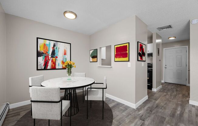 Heather Ridge - Beautiful Remodeled Apartments