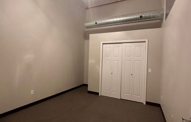 3 beds, 2 baths, 1,272 sqft, $1,150, Unit 427