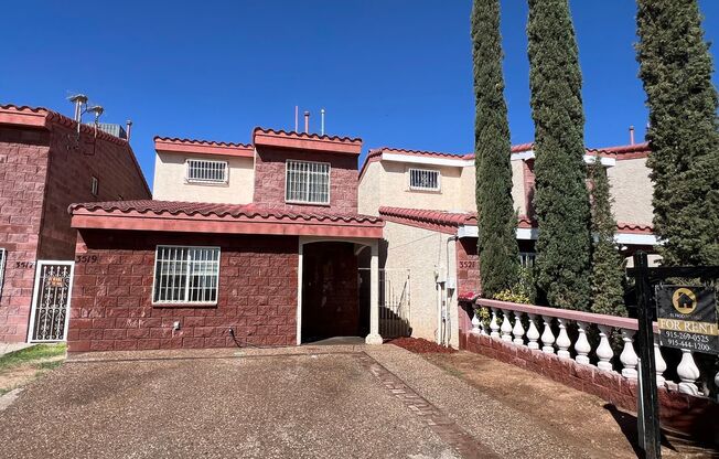 Charming 3 bedroom, 2 bath home in East El Paso! No Admin fee, $29 Application Fee!