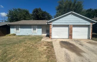 Perfect 3 Bedroom 1.5 Bath 2 Car Garage In Spencer Schools!