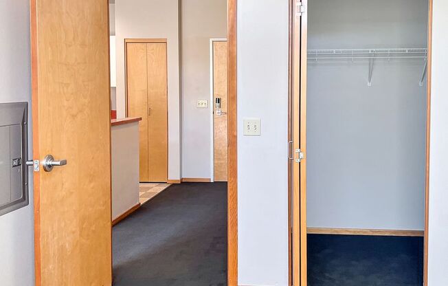 1 bed, 1 bath, 609 sqft, $1,262, Unit 408