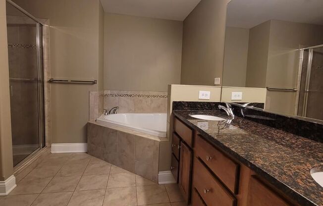 1 bed, 1.5 baths, 1,382 sqft, $2,400, Unit 426