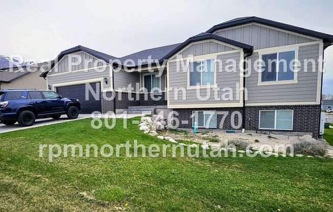 3 Bedroom 2 Bath Duplex in Perry Now Available!