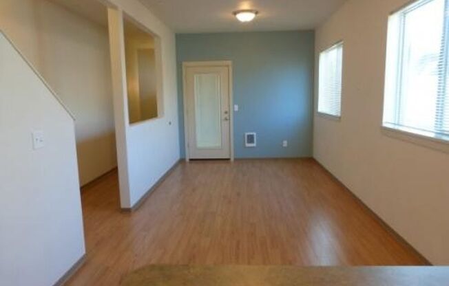 4 beds, 2.5 baths, 1,515 sqft, $3,600, Unit 29