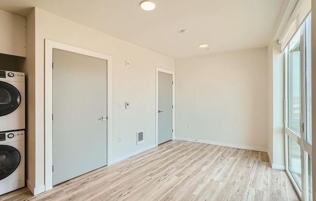 Studio, 1 bath, 331 sqft, $1,440, Unit 507