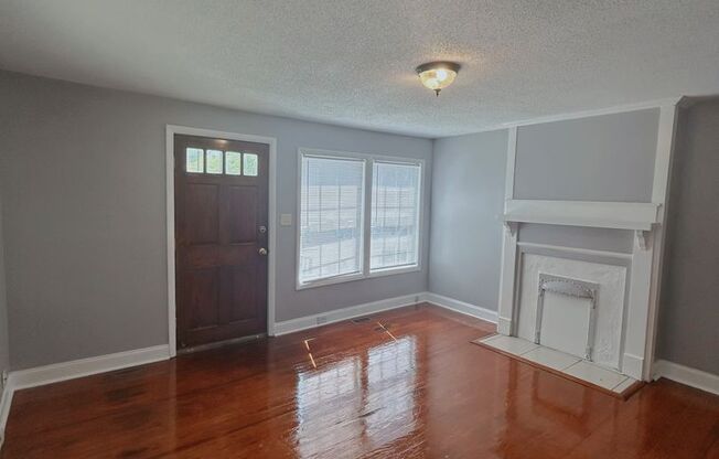 901 Price Ave