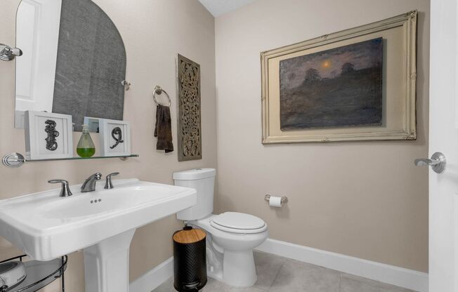 2 beds, 2.5 baths, $4,700