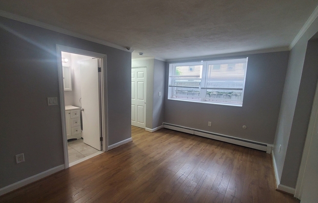 1 bed, 1 bath, 600 sqft, $2,300, Unit F