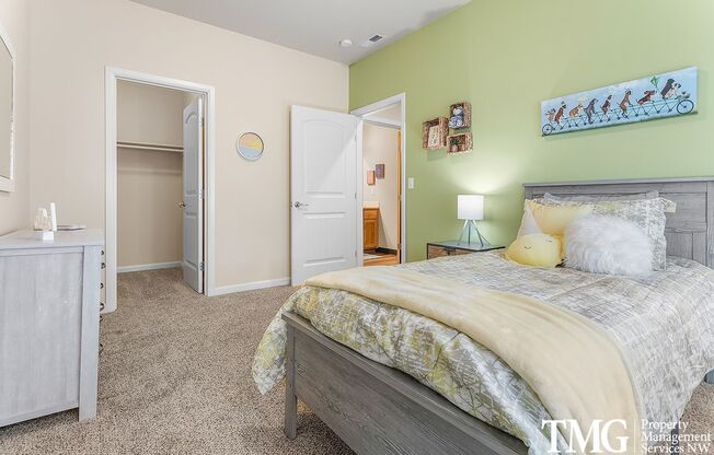 3 beds, 2 baths, 1,233 sqft, $2,299, Unit G101