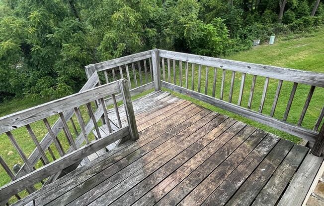 2 beds, 1 bath, 903 sqft, $1,170, Unit K-4