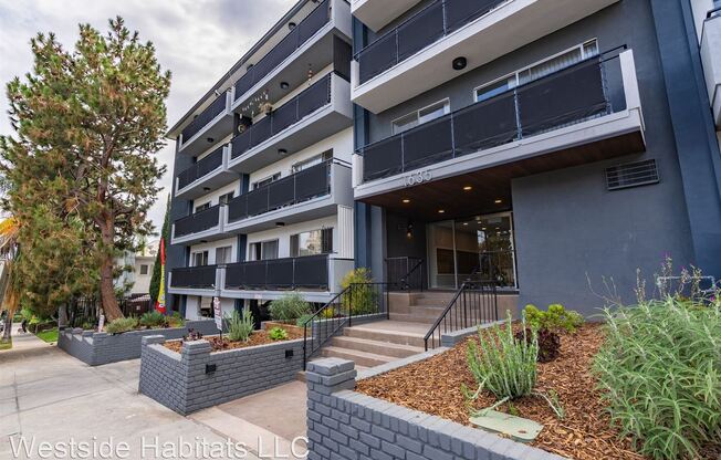 1635 N Martel- fully renovated unit in  West Hollywood