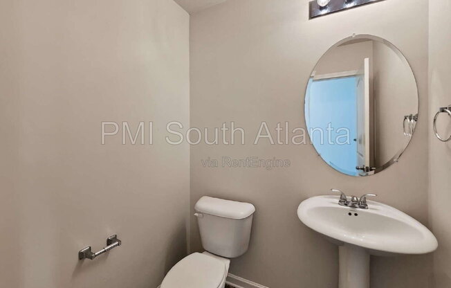 4 beds, 2.5 baths, 2,100 sqft, $1,950