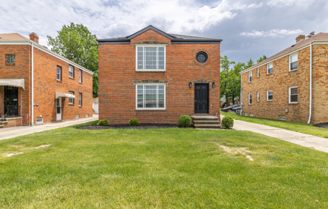 3319 WARREN RD