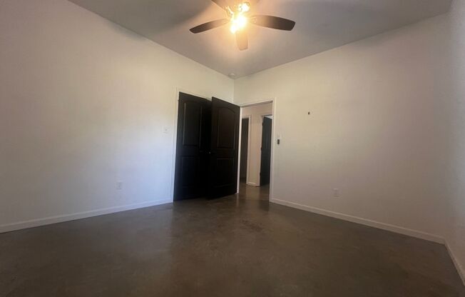 4 beds, 2 baths, 1,720 sqft, $1,650