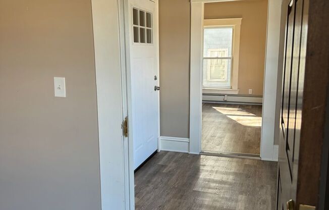 1 bed, 1 bath, $1,700, Unit 4