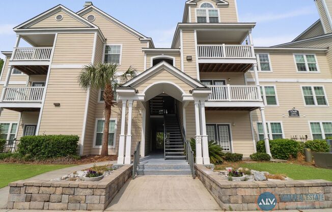 2 beds, 2 baths, $1,950, Unit UNIT 1517