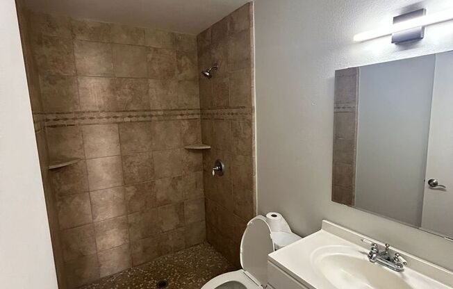 Upgraded, single story 2 bedroom Condo! Large back patio and shed included! $2495