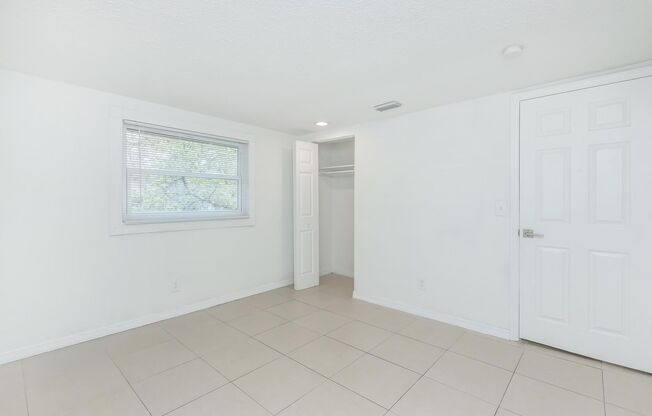 2 beds, 1 bath, 720 sqft, $1,154