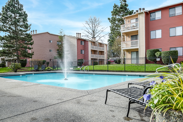 1 bed, 1 bath, 780 sqft, $1,519, Unit M102