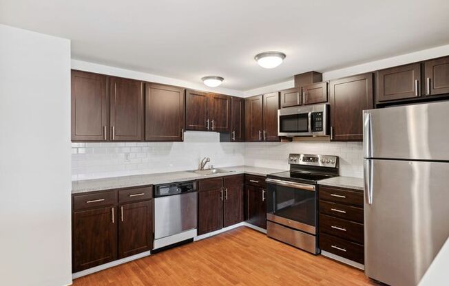 1 bed, 1 bath, 648 sqft, $1,675, Unit 1-303