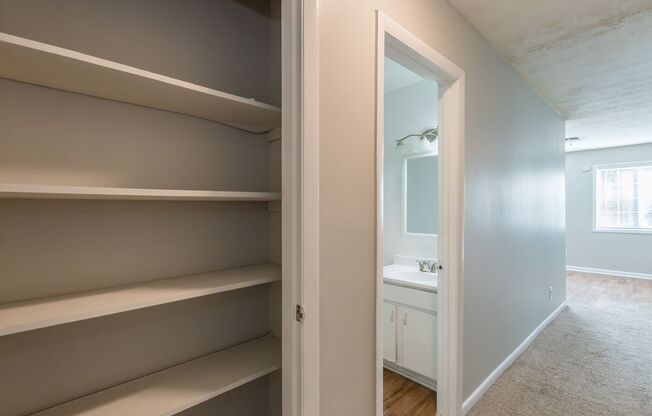 2 beds, 1 bath, 1,100 sqft, $1,396, Unit 3665-E04