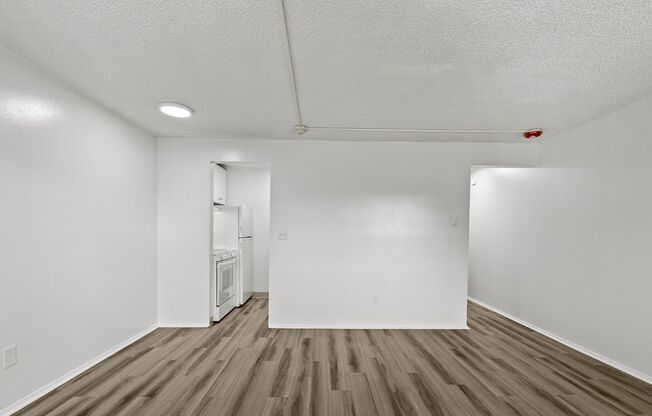 1 bed, 1 bath, 448 sqft, $1,395