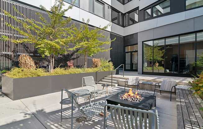 Analog PDX Apartments in Portland, Oregon Outdoor Community Space with Fire Pit