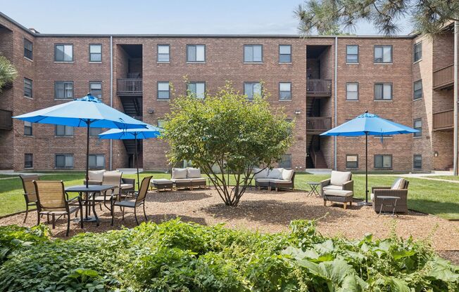 Kenmore Park Apartments in Elmhurst