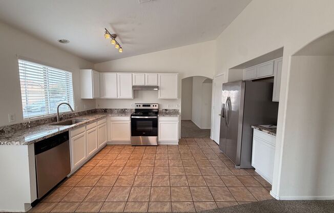 Corner Lot Single Story 3/2 El Mirage Home!