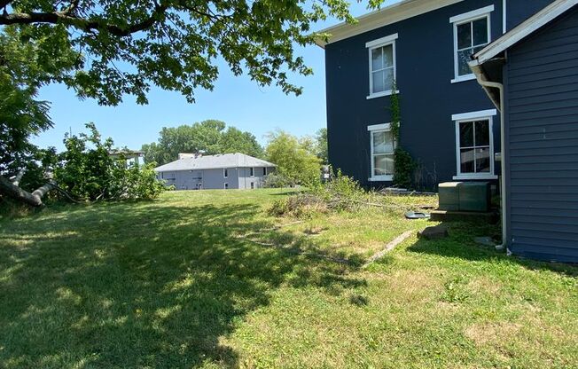 Newburgh - Old State Rte 261 Buildings