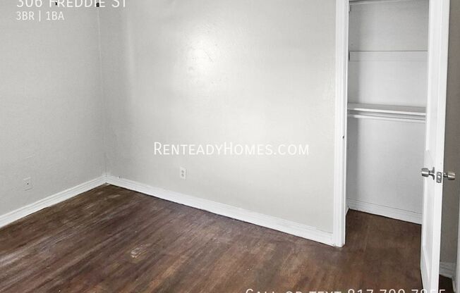 3 beds, 1 bath, $1,549