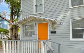 1 Bed/1 Bath in Lakeland's beautiful Historic District