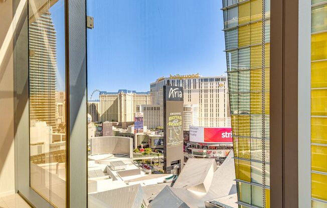 Studio, 1 bath, $1,900