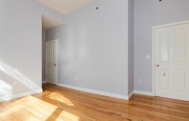 2 beds, 2 baths, 1,013 sqft, $4,500, Unit 105