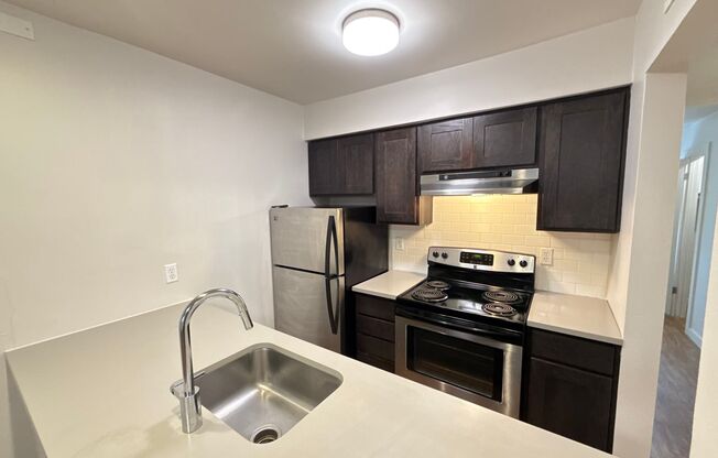 1 bed, 1 bath, 600 sqft, $1,364, Unit WWK-209
