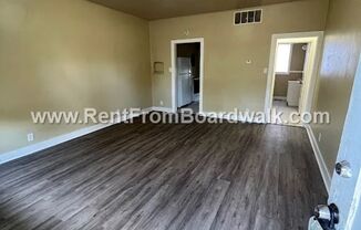 1 bed, 1 bath, 700 sqft, $950, Unit 2830 S Patricia Dr #2