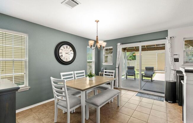 Welcome to this beautifully maintained home in Kyle’s sought-after Plum Creek community!