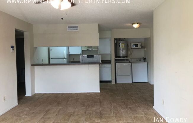 5323 Summerlin RD