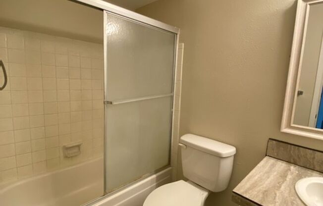 Muriel Street NE-2813
