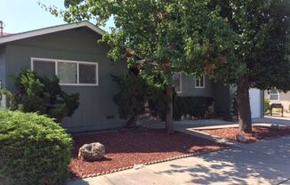 Lucky find! Charming home in Downtown SLO - No Cosigners